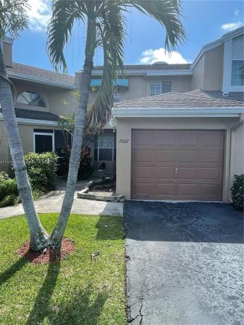 7067 Woodmont Way Tamarac FL 33321