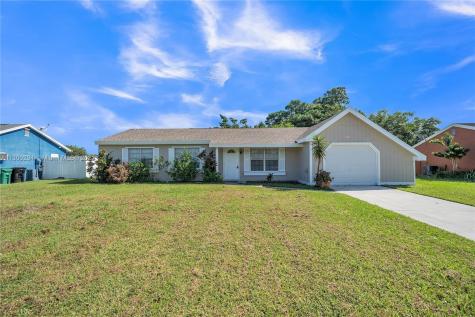1931 SE Milbrook Terrace Port St. Lucie FL 34952