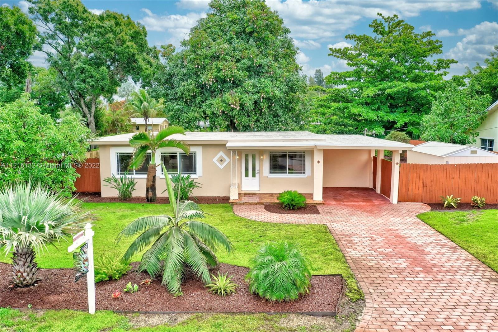 1890 SW 28th Way Fort Lauderdale FL 33312