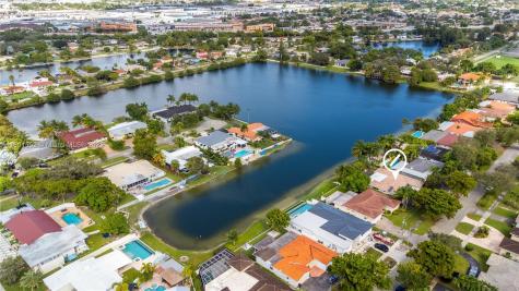 1031 Ibis Avenue Miami Springs FL 33166