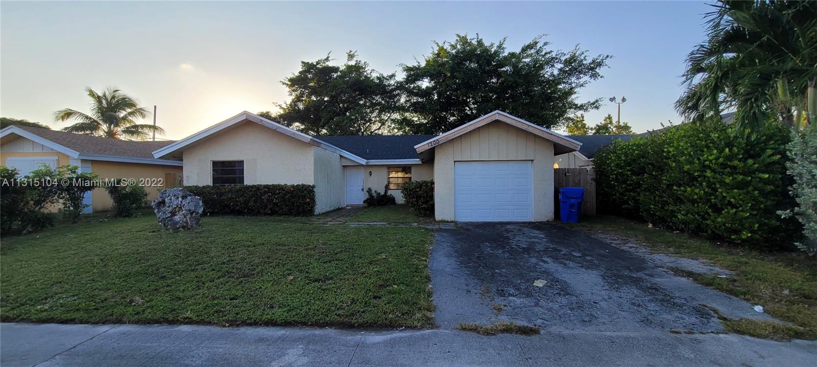 1200 SW 75th Avenue North Lauderdale FL 33068