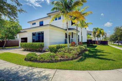 13624 SW 161st Court Miami FL 33196