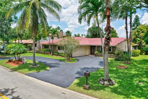 10275 SW 1st Court Coral Springs FL 33071