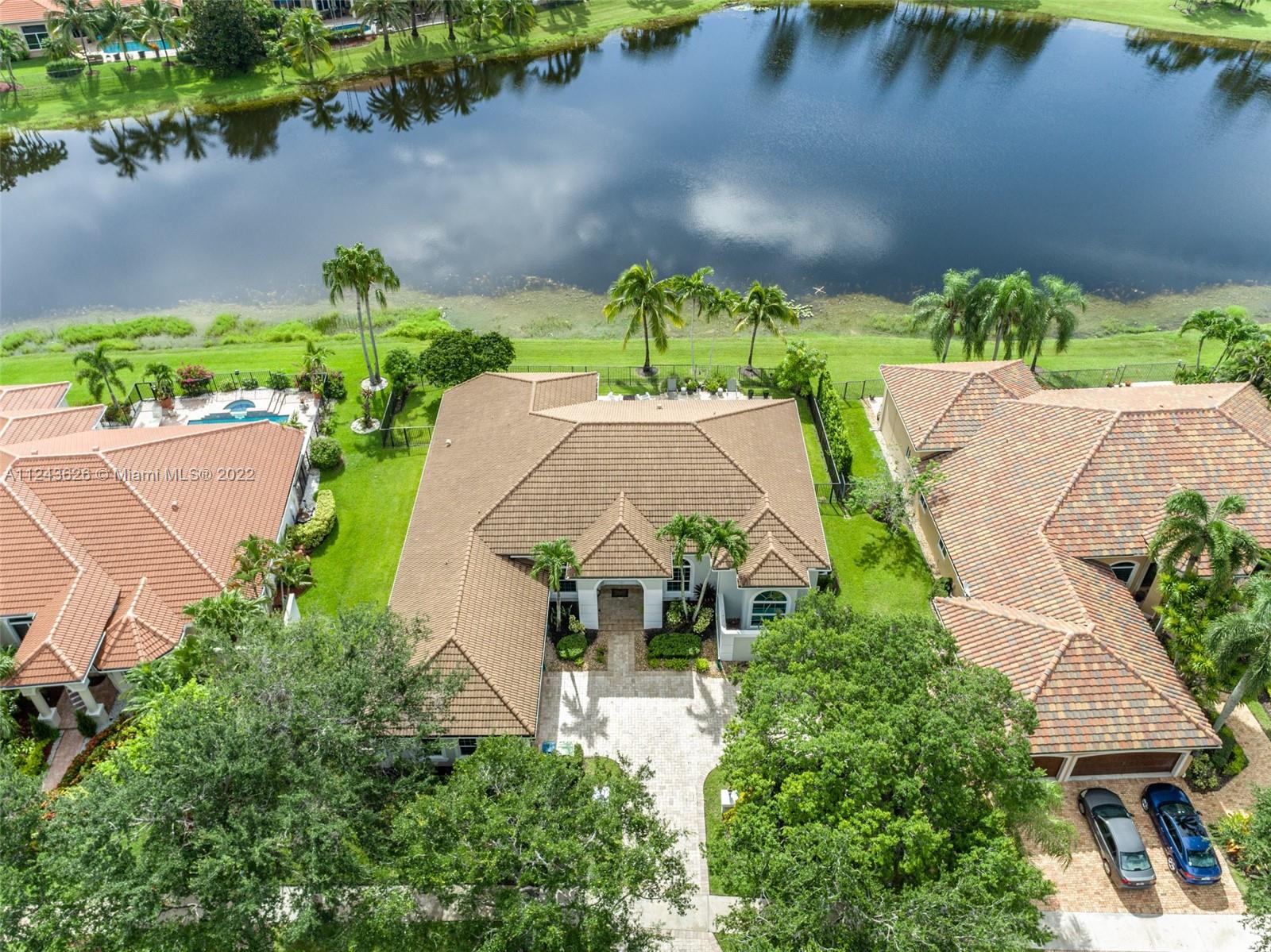 2708 Meadowood Drive Weston FL 33332