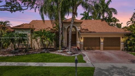 1506 NW 183rd Terrace Pembroke Pines FL 33029