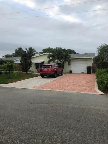 421 SW 1st Street Boca Raton FL 33432