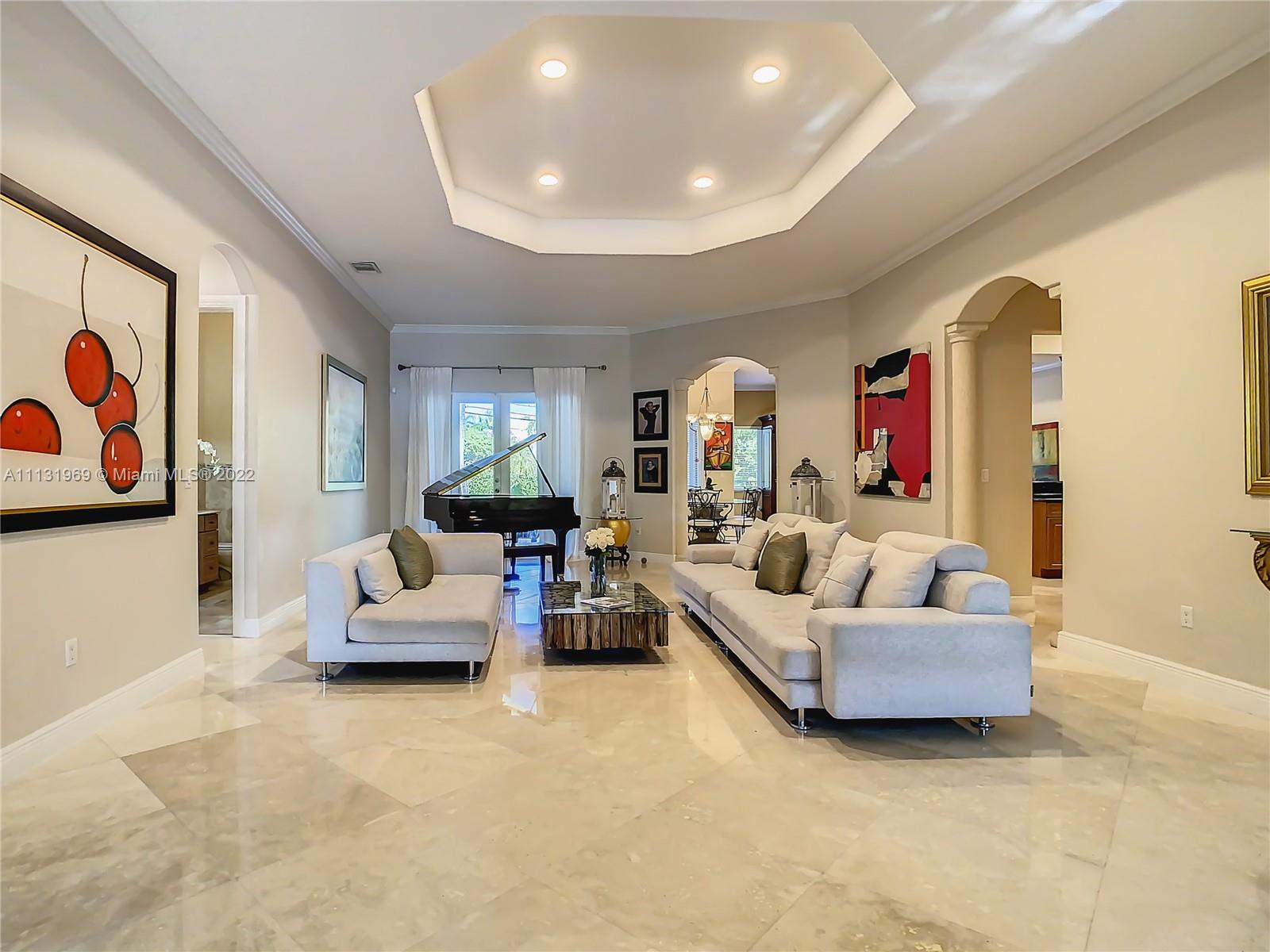 8921 SW 94th Terrace Miami FL 33176