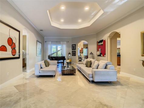 8921 SW 94th Terrace Miami FL 33176