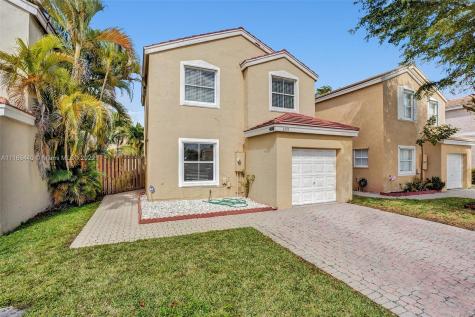 6295 Navajo Terrace Margate FL 33063