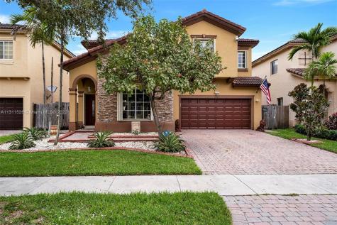 22515 SW 94th Place Cutler Bay FL 33190