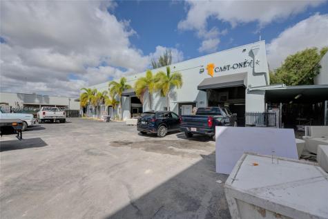 8309 NW 70th Street Miami FL 33166