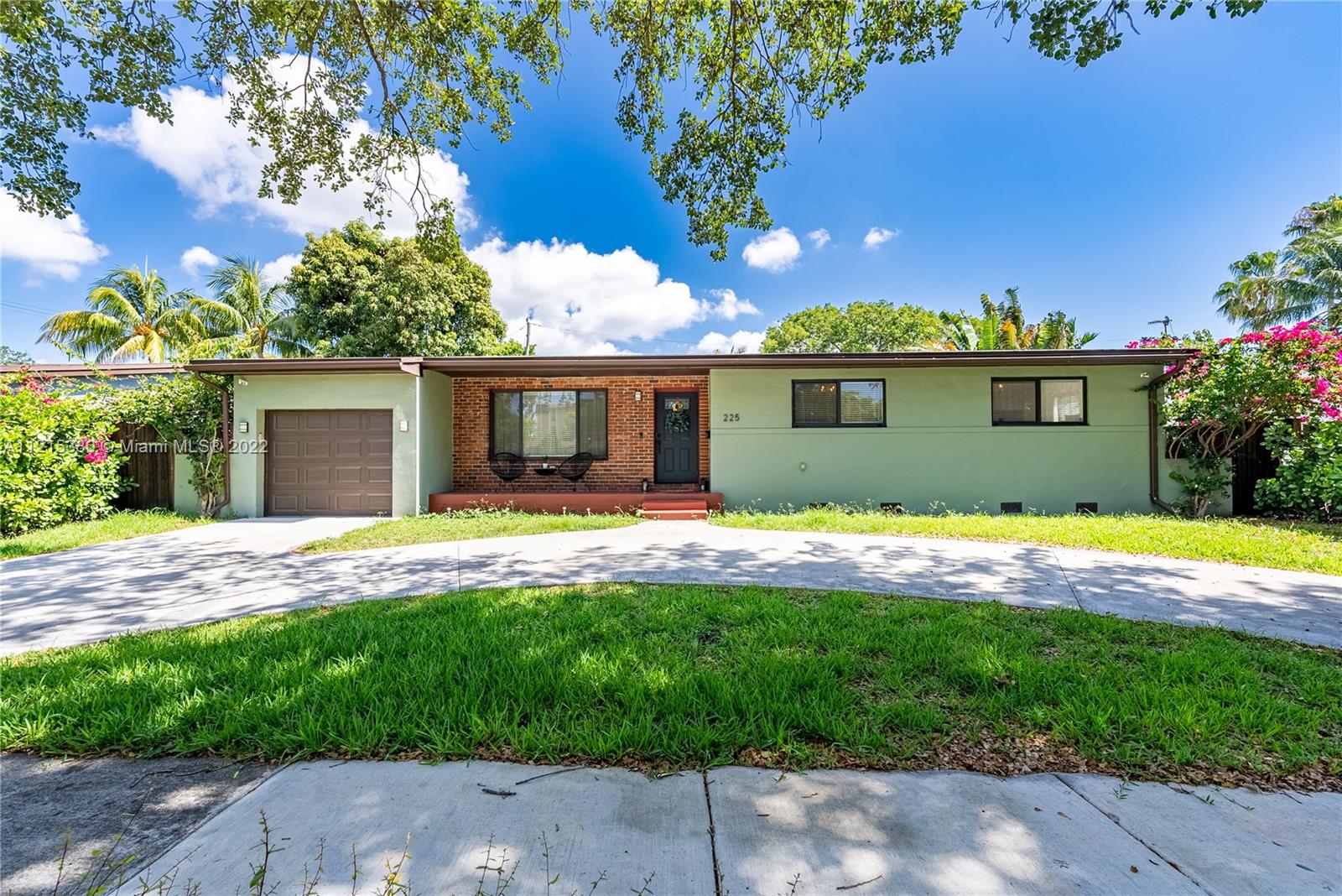 225 NE 121st Terrace North Miami FL 33161