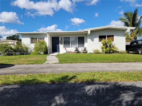 5900 W 12th Court Hialeah FL 33012