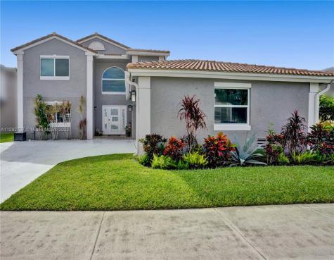 10616 Pebble Cove Lane Boca Raton FL 33498