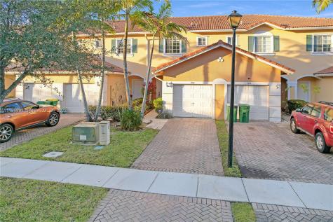 7921 Tuscany Drive Tamarac FL 33321