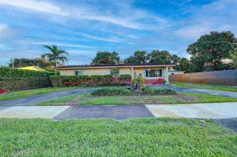 3340 NW 182nd Street Miami Gardens FL 33056