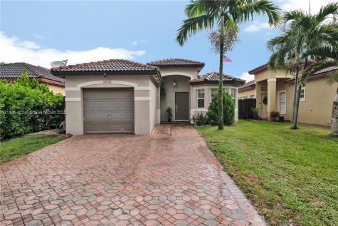 13721 SW 119th Avenue Miami FL 33186