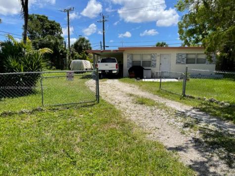 401 S 61st Avenue Hollywood FL 33023