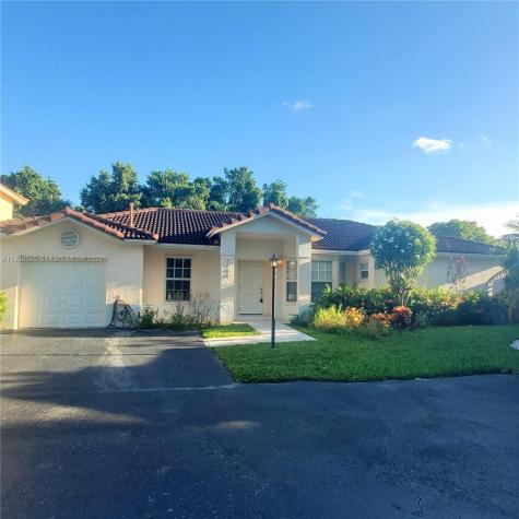 5768 NW 100th Avenue Doral FL 33178
