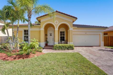 2113 NE 40th Avenue Homestead FL 33033