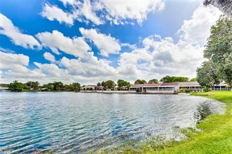 6930 Holly Road Miami Lakes FL 33014