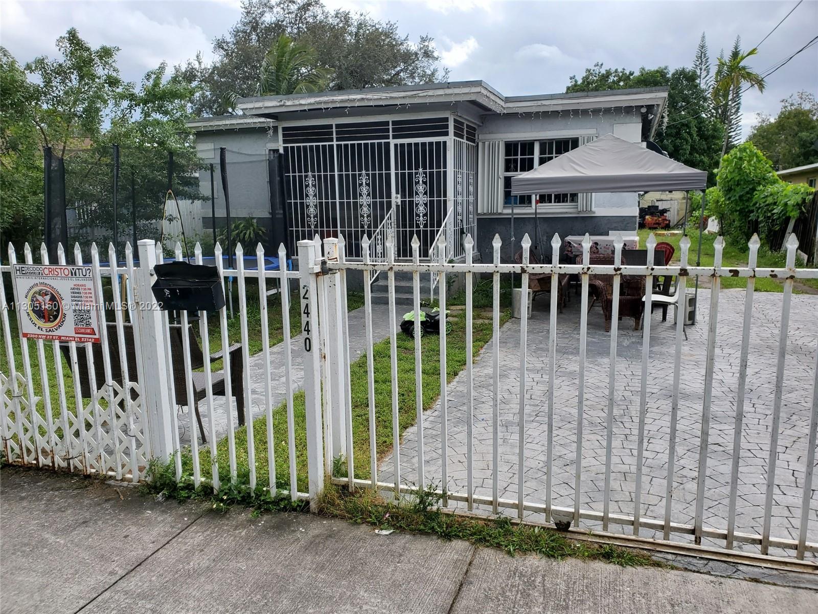 2440 NW 44th Street Miami FL 33142