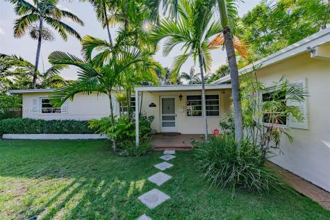 19420 Ridgeland Drive Cutler Bay FL 33157