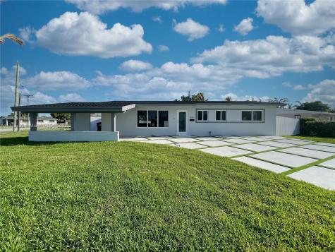 10371 SW 44th Street Miami FL 33165