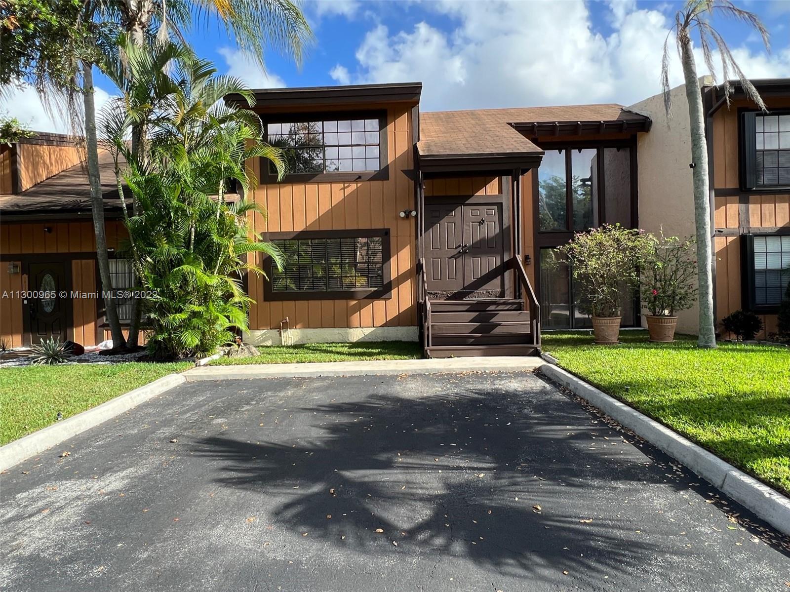 10180 Oleander Court Pembroke Pines FL 33026