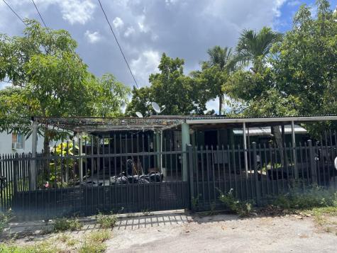 8017 NW 14th Place Miami FL 33147