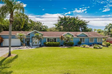 5000 SW 164th Terrace Southwest Ranches FL 33331