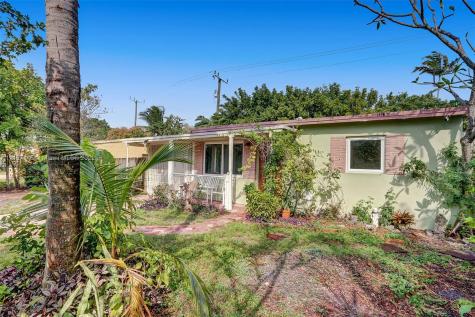 2574 NE 12th Avenue Pompano Beach FL 33064