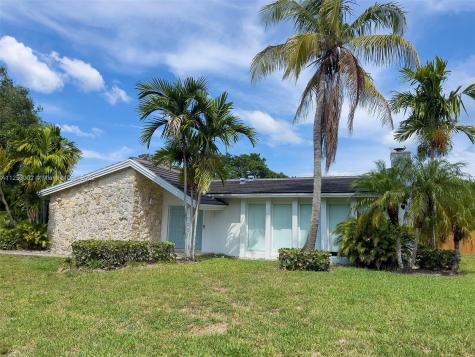 15001 SW 69th Court Palmetto Bay FL 33158