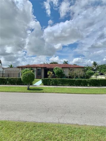 25304 SW 127th Court Homestead FL 33032