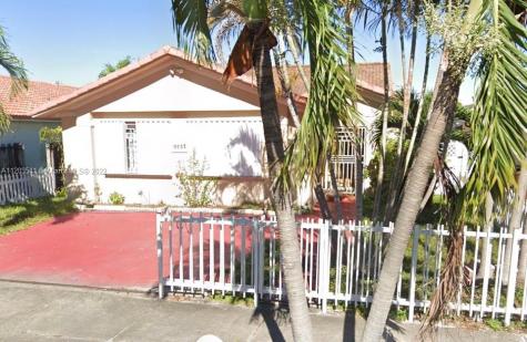 3237 W 70th Street Hialeah FL 33018