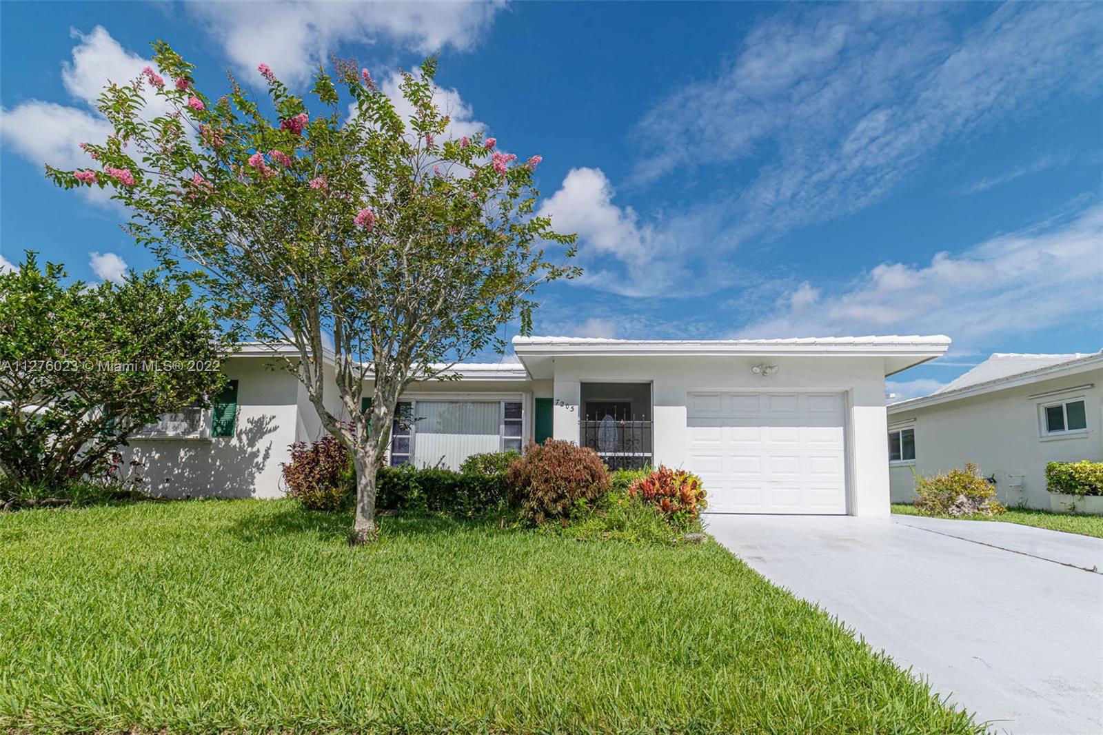 7203 NW 68th Avenue Tamarac FL 33321