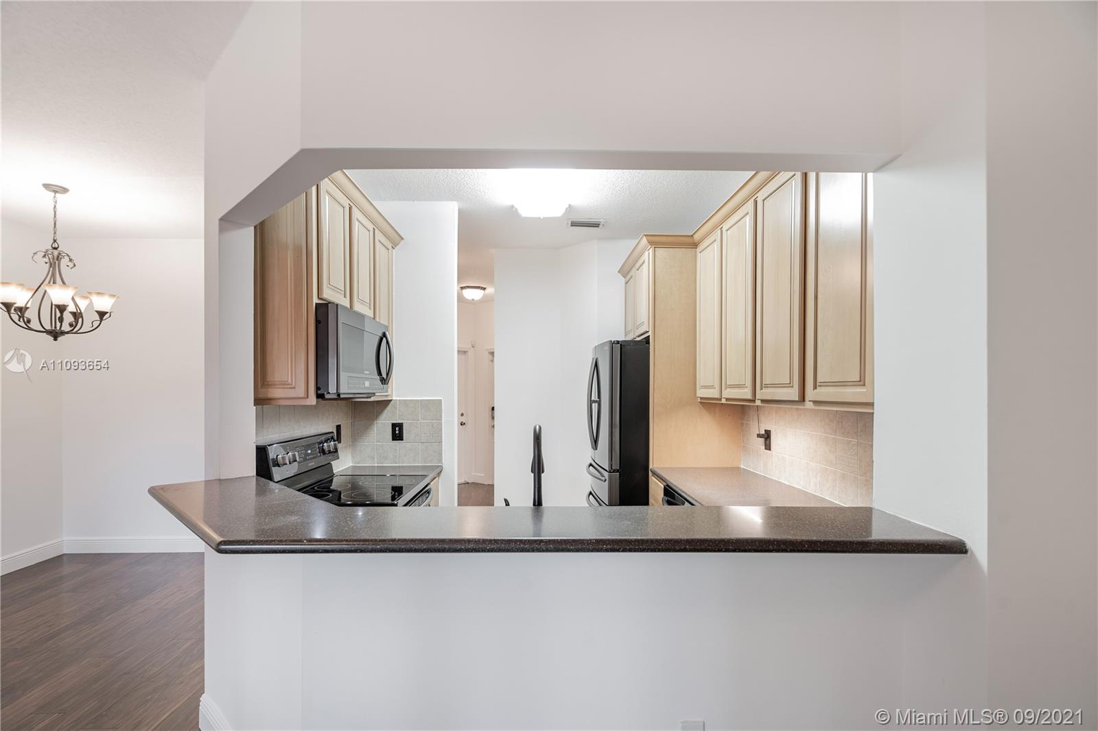 1009 NW 100th Avenue Pembroke Pines FL 33024