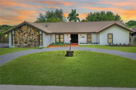 16809 SW 89th Avenue Palmetto Bay FL 33157