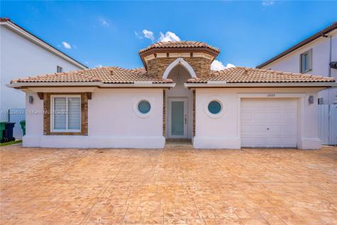 15535 SW 10th Street Miami FL 33194