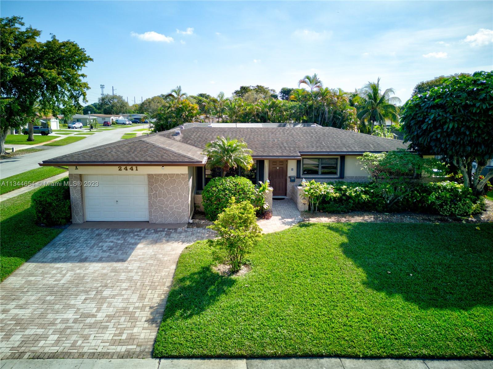 2441 NW 83rd Avenue Pembroke Pines FL 33024
