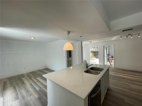 11126 SW 70th Terrace Miami FL 33173