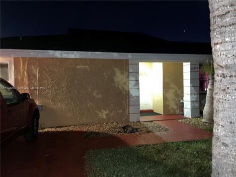 20956 SW 124th Avenue Road Miami FL 33177