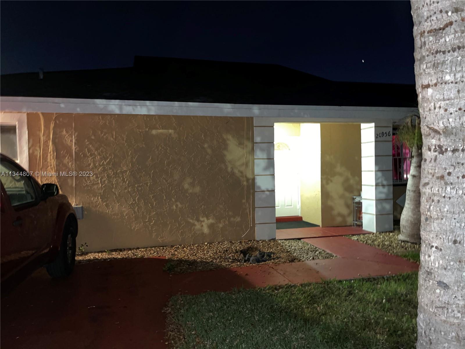20956 SW 124th Avenue Road Miami FL 33177