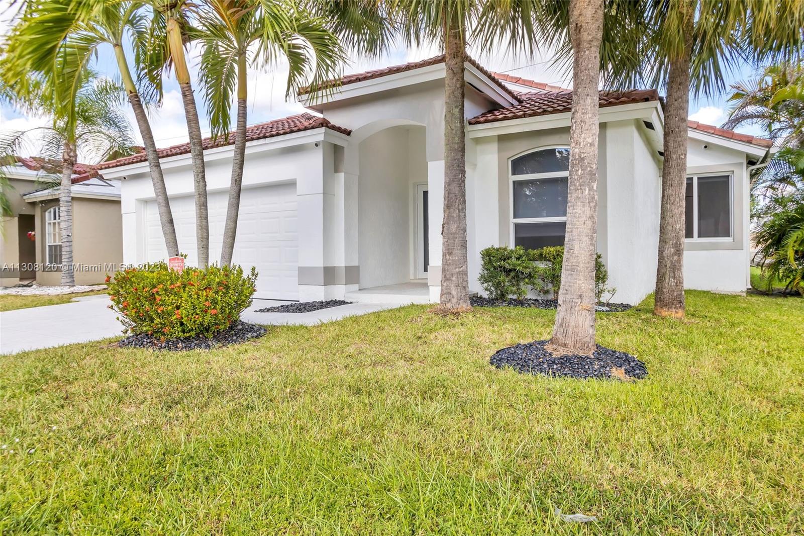 48 Gables Boulevard Weston FL 33326