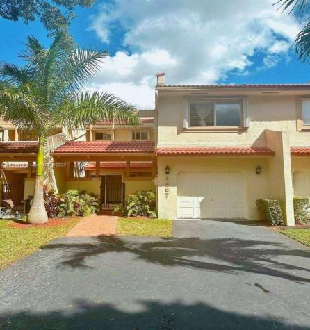 4467 NW 102nd Place Doral FL 33178