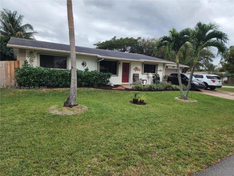 1602 SW 2nd Avenue Pompano Beach FL 33060