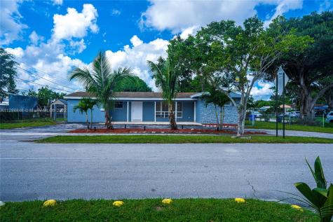 6900 Hope Street Hollywood FL 33024