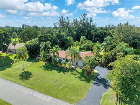 5015 SW 195th Terrace Southwest Ranches FL 33332