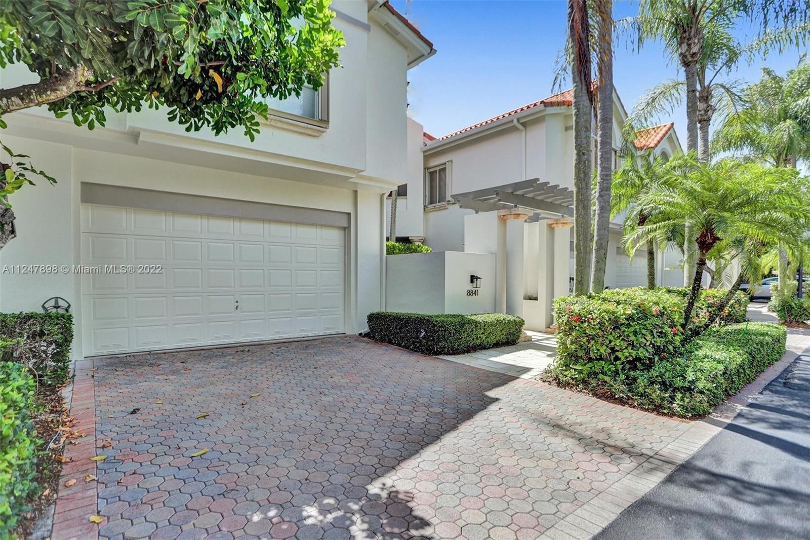 8841 SW 68th Avenue Pinecrest FL 33156