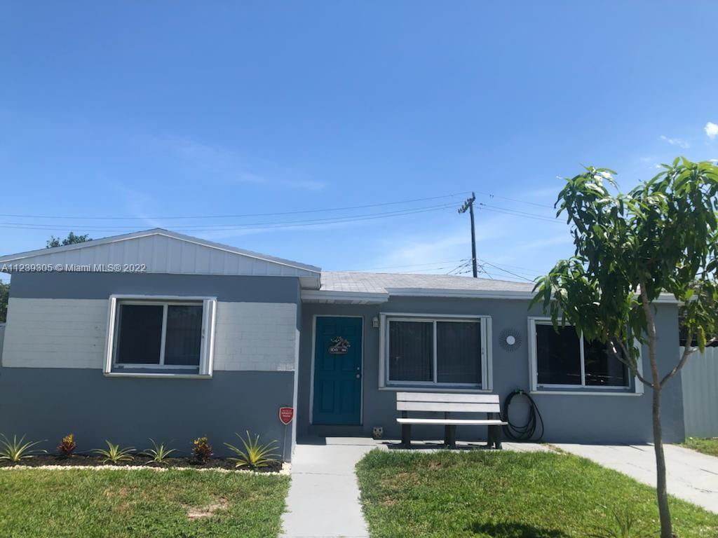 4240 SW 38th Street West Park FL 33023